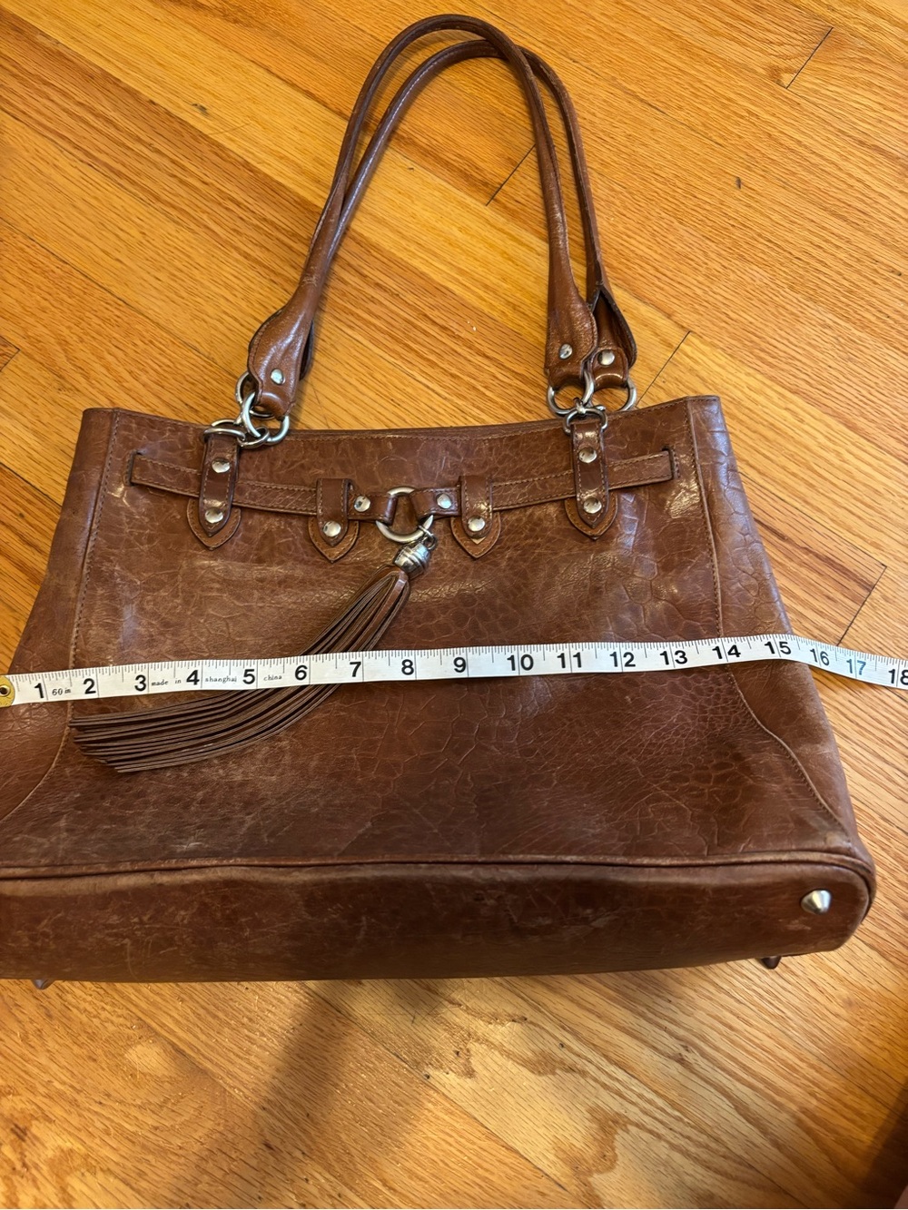 Vintage Brown Leather Tote Handbag with Tassel and feet!